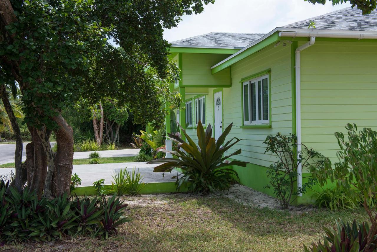 Sir Charles Guest House Palmetto Point Екстериор снимка