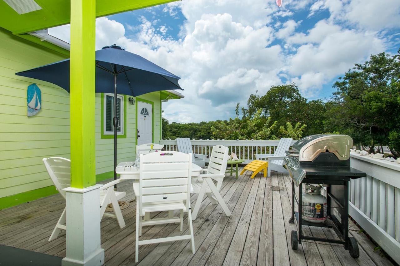 Sir Charles Guest House Palmetto Point Екстериор снимка