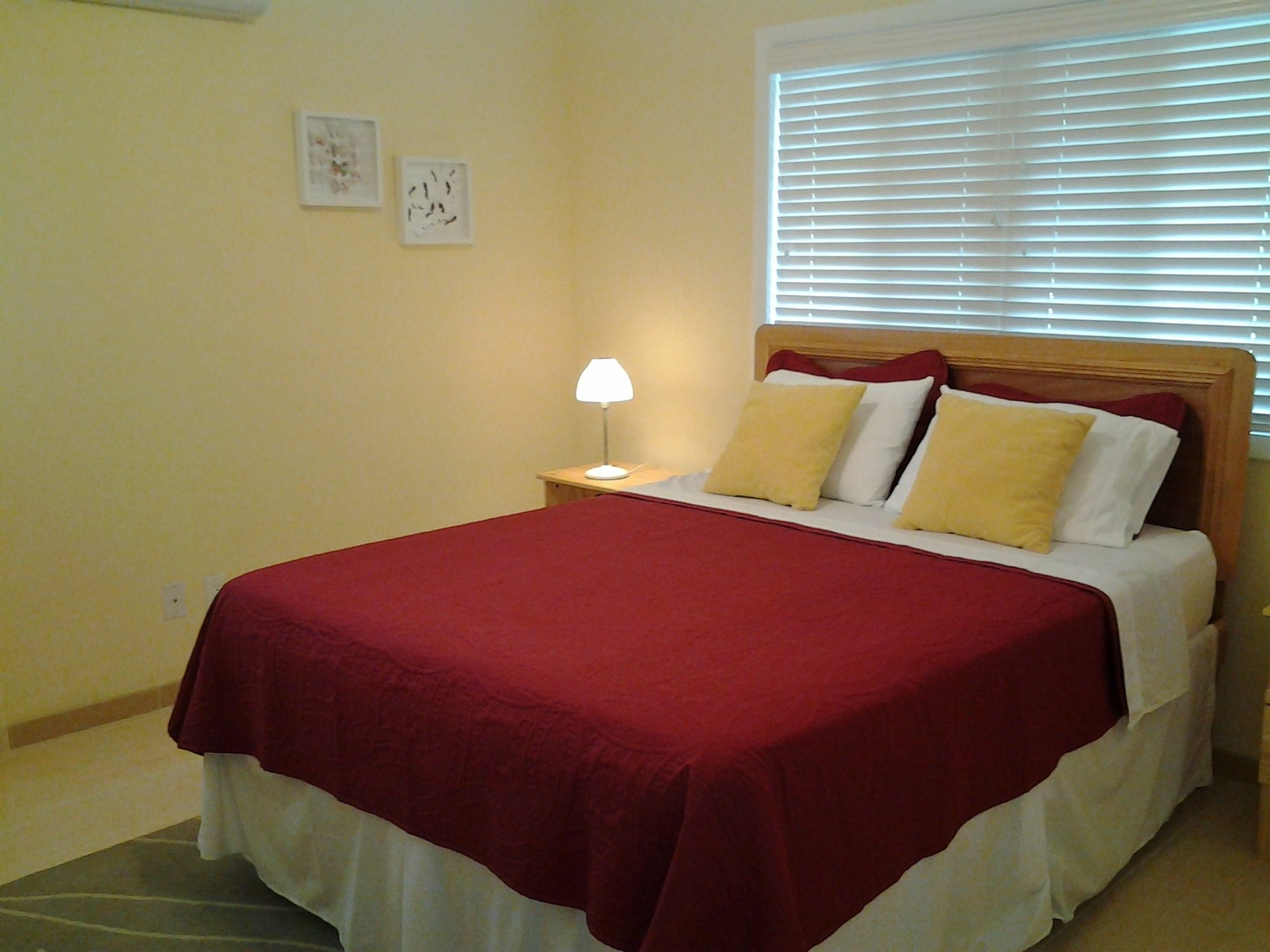 Sir Charles Guest House Palmetto Point Екстериор снимка