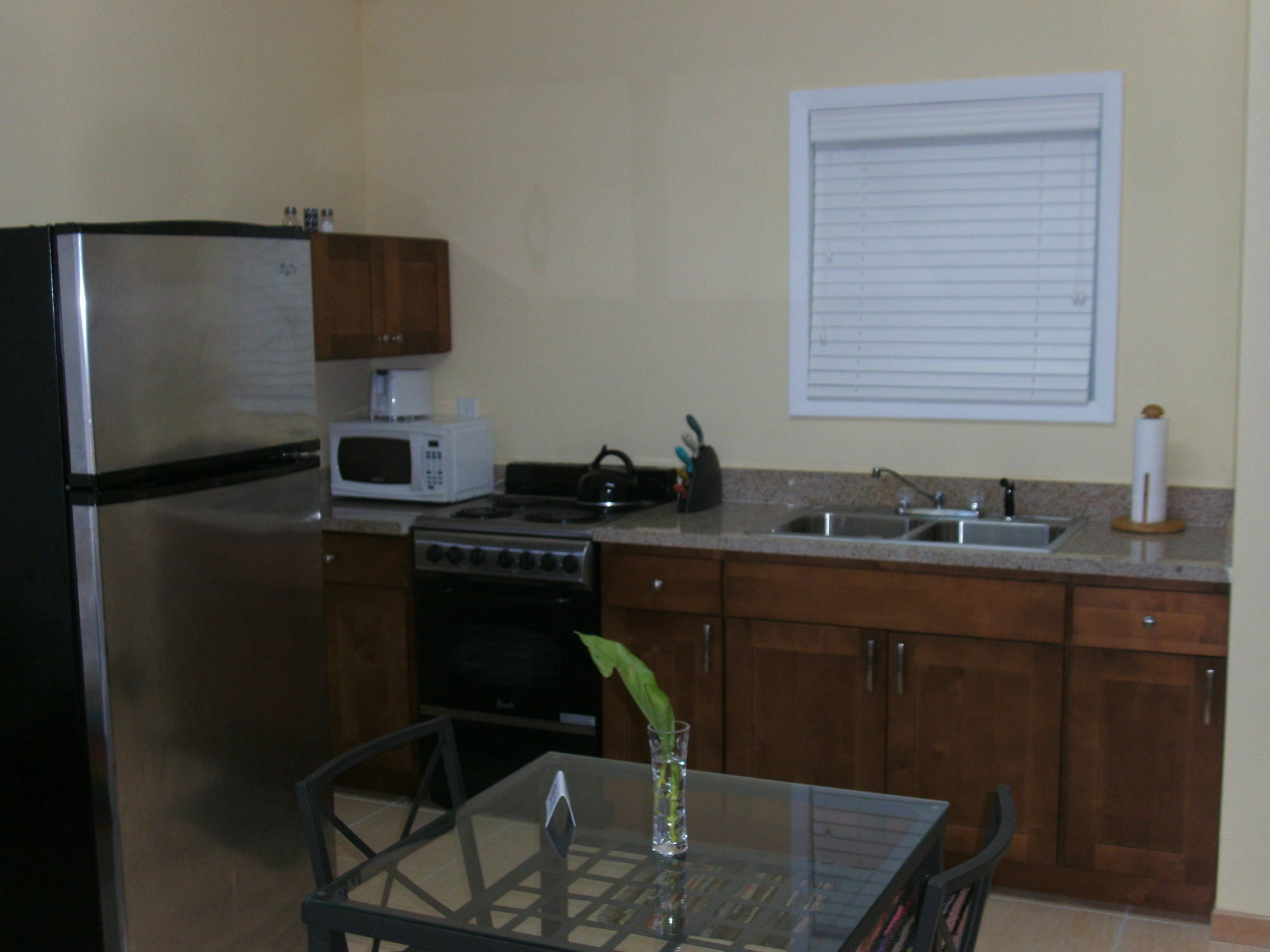 Sir Charles Guest House Palmetto Point Екстериор снимка