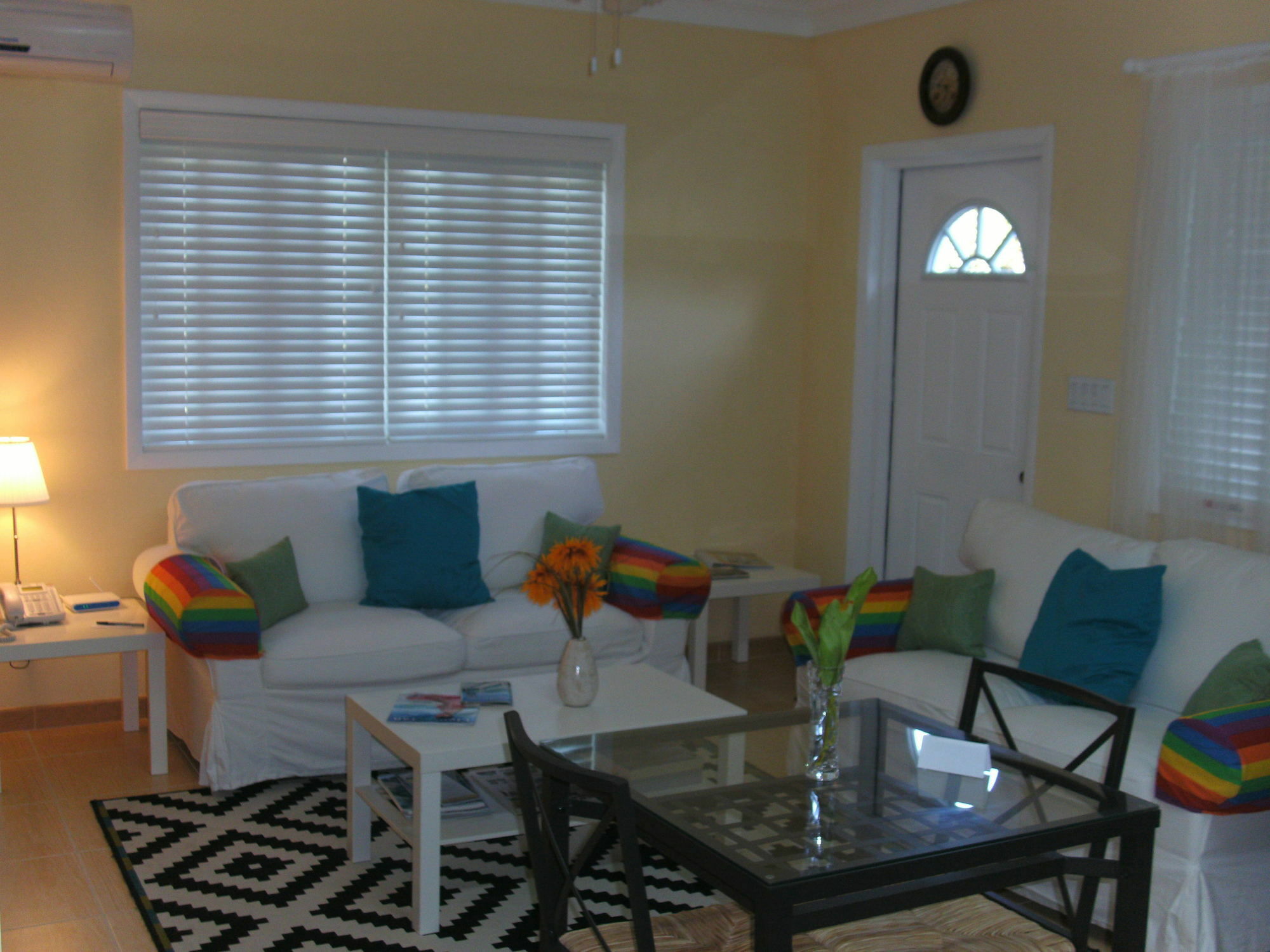Sir Charles Guest House Palmetto Point Екстериор снимка