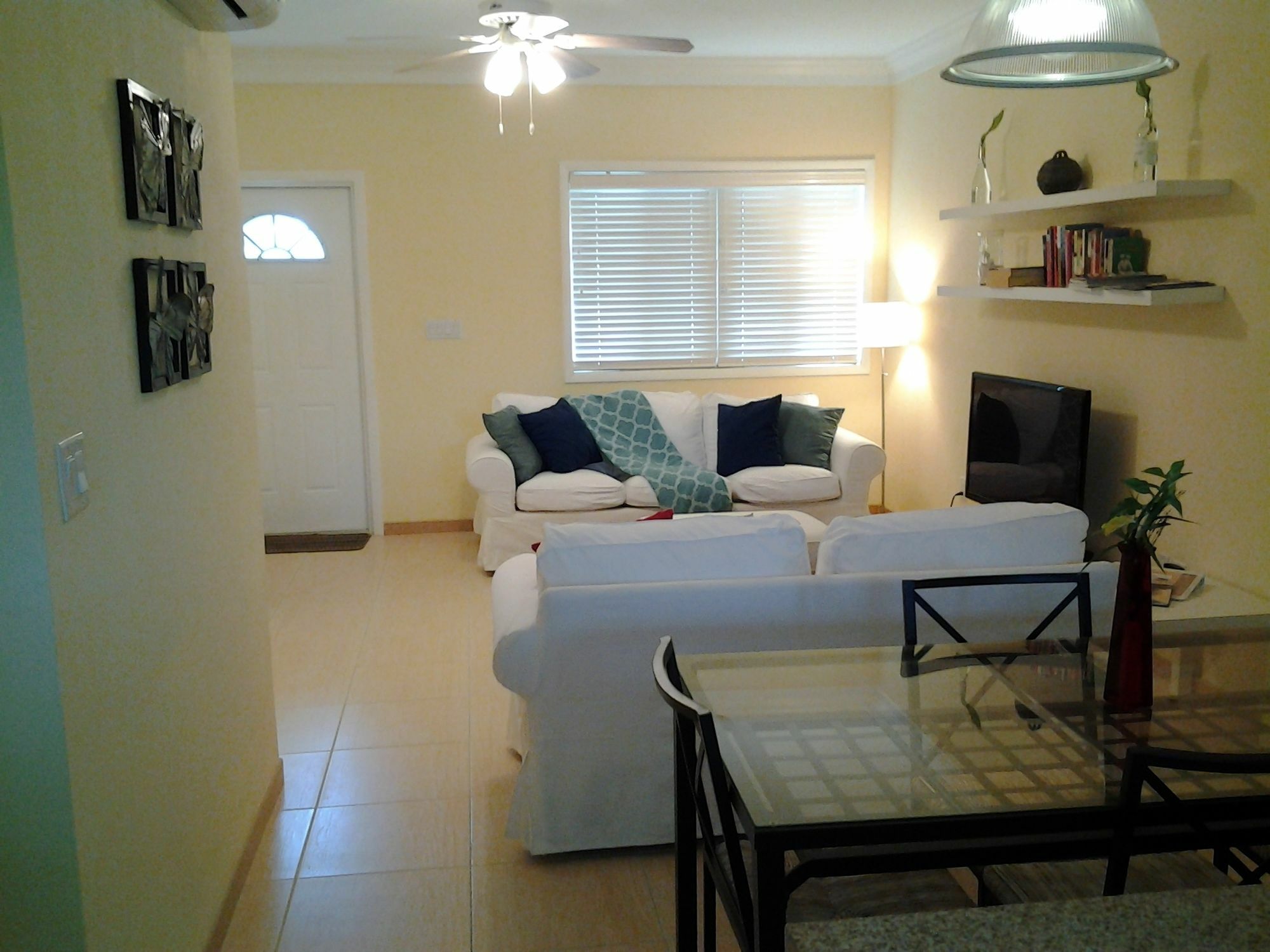 Sir Charles Guest House Palmetto Point Екстериор снимка