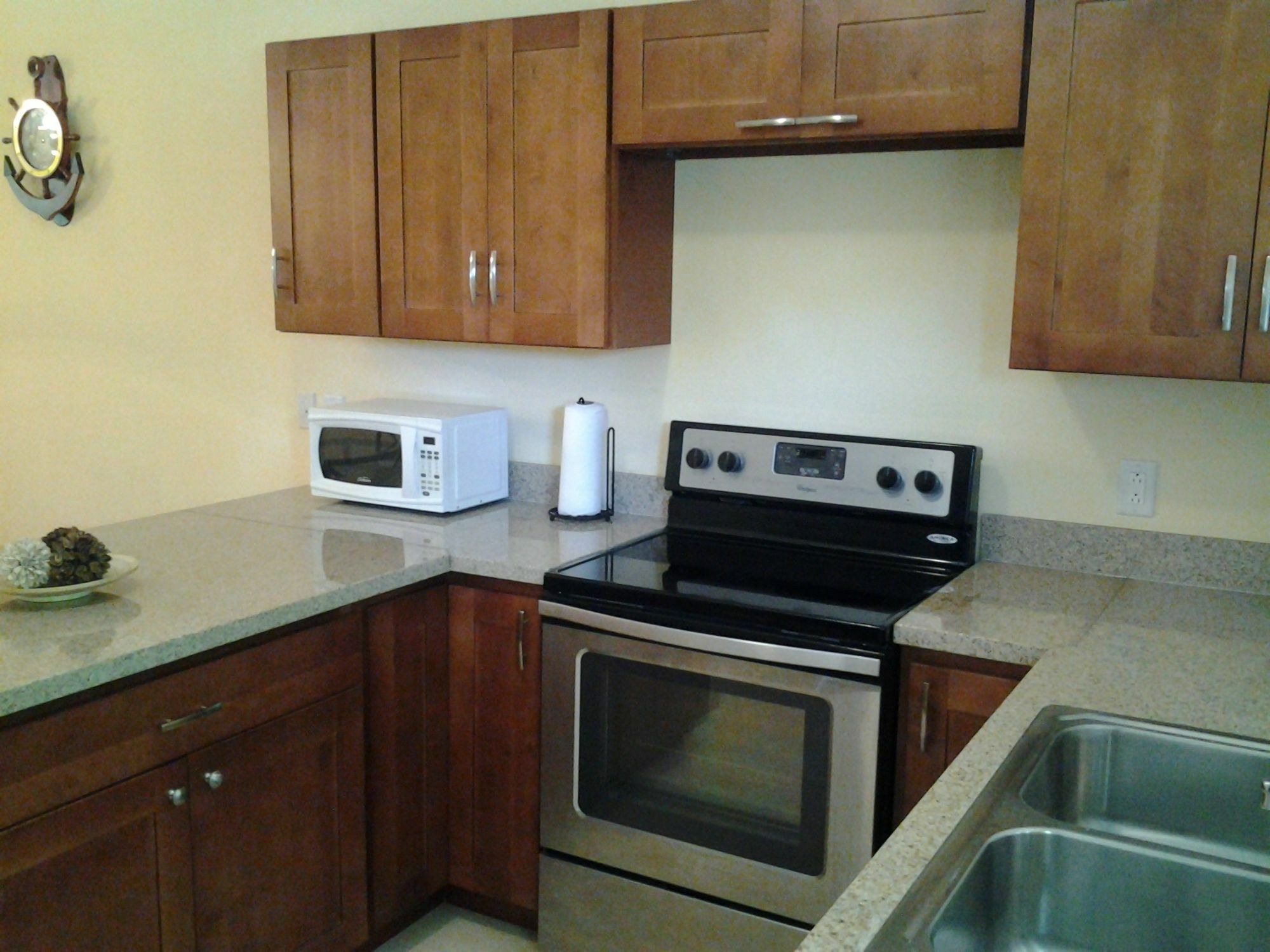Sir Charles Guest House Palmetto Point Екстериор снимка