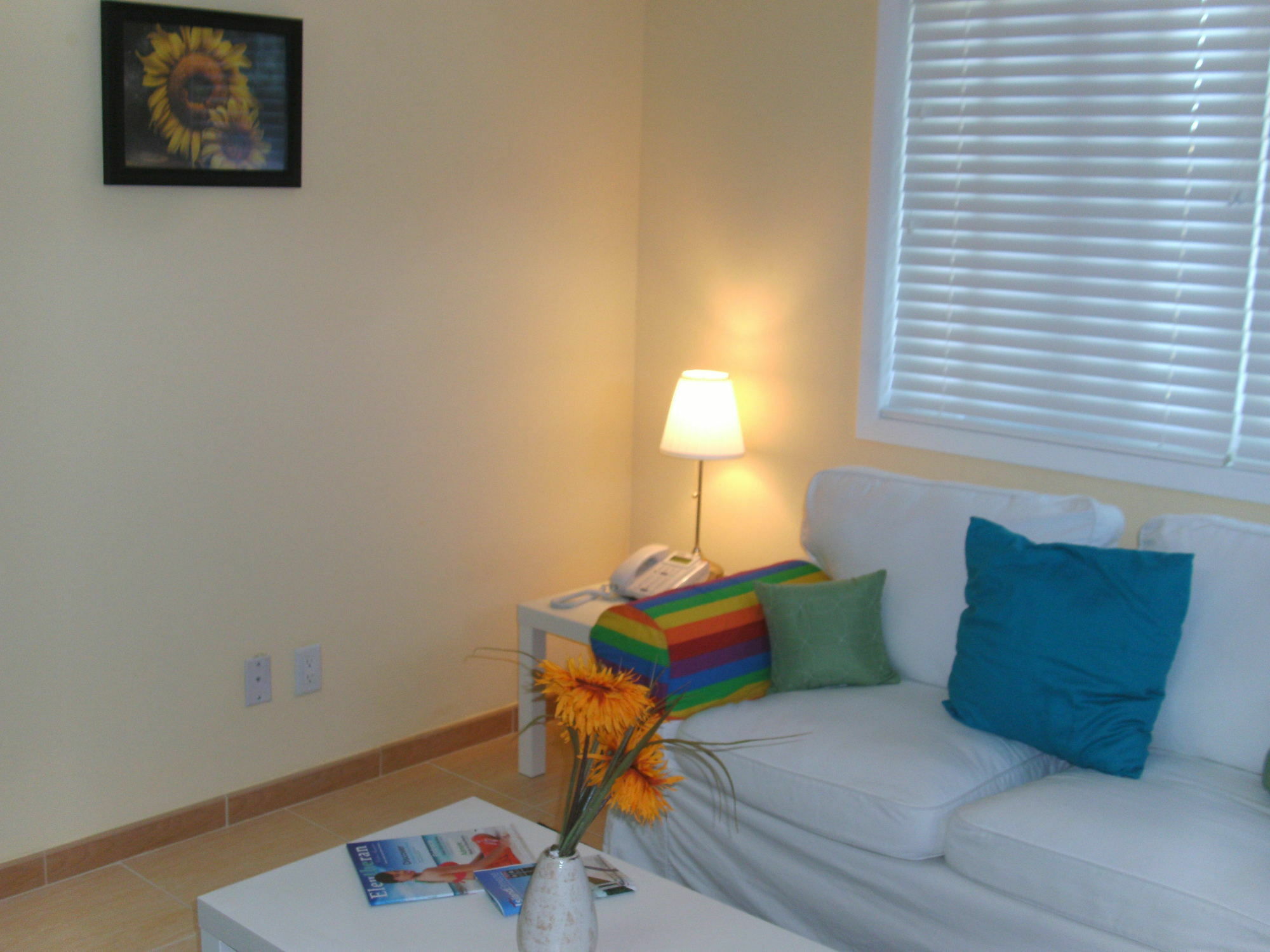 Sir Charles Guest House Palmetto Point Екстериор снимка